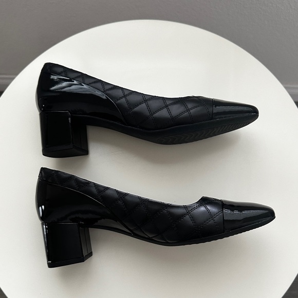 Clarks Tealia Sera  Black Quilted/Cap Toe Leather Block Heel Pumps | Size 9 - Picture 4 of 11